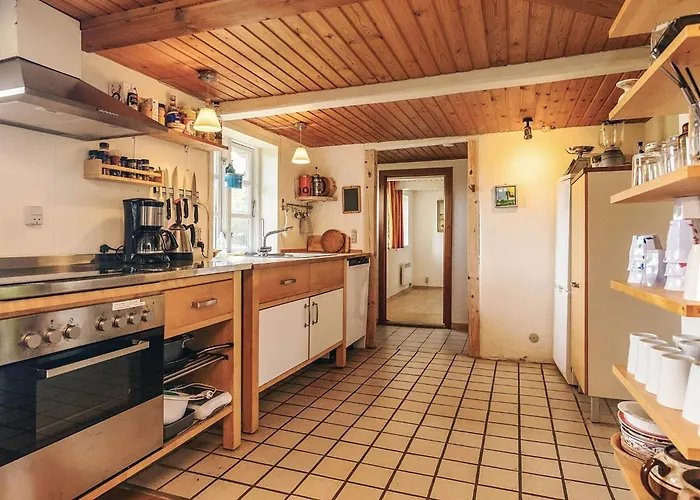 6 Person In Дом отдыха